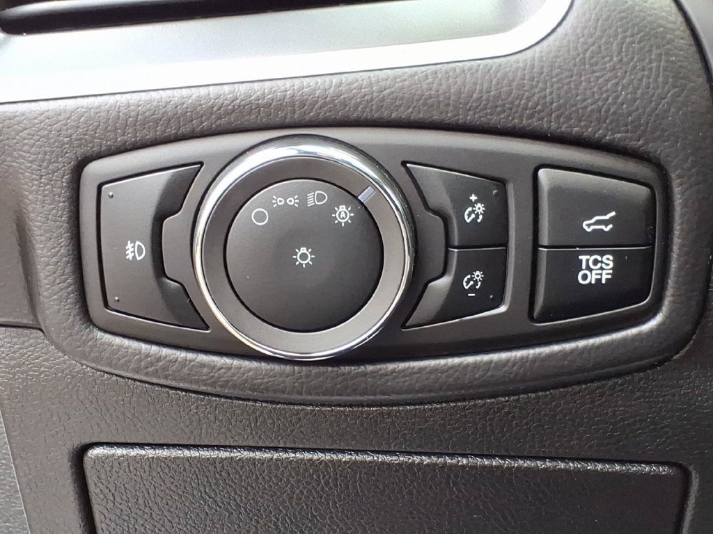 Used 2024 Ford Edge SEL AWD/4WD image 16
