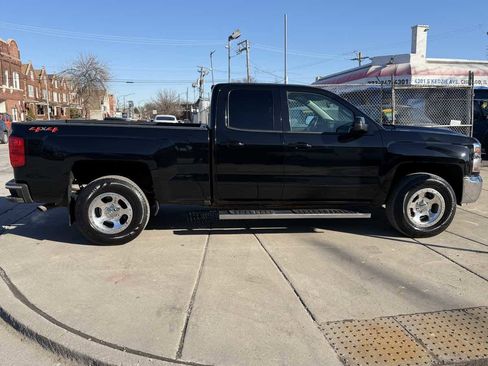 Used 2018 Chevrolet Silverado 1500 LT w/ All Star Edition image 4