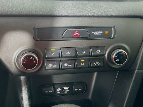 Used 2018 Kia Sportage LX image 16