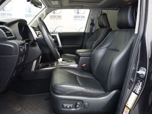 Used 2016 Toyota 4Runner Limited image 13