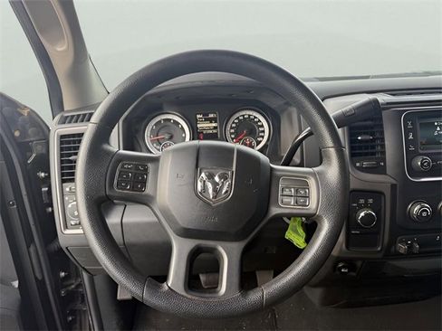 Used 2014 RAM 1500 Express image 10