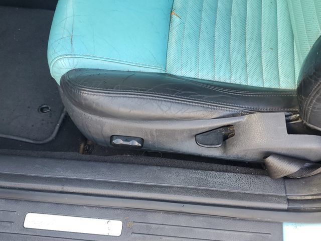 Used 2002 Ford Thunderbird RWD image 18