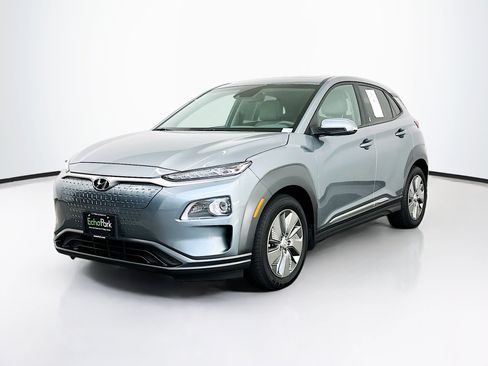 Used 2021 Hyundai Kona Limited FWD image 3