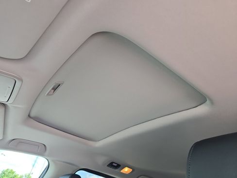 Certified 2026 Honda Odyssey EX-L image 18