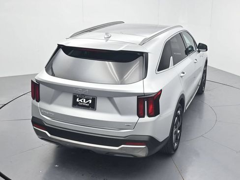 Certified 2025 Kia Sorento EX w/ EX Panoramic Sunroof Package AWD/4WD image 59