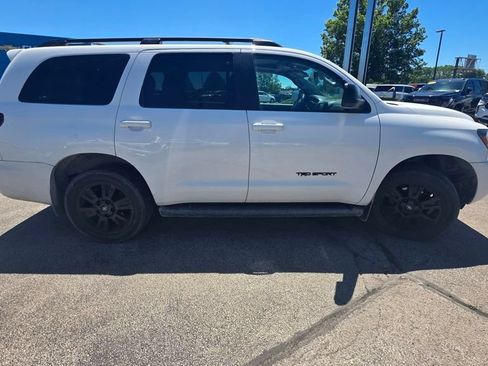 Used 2021 Toyota Sequoia TRD Sport w/ TRD Sport Premium Package AWD/4WD image 7