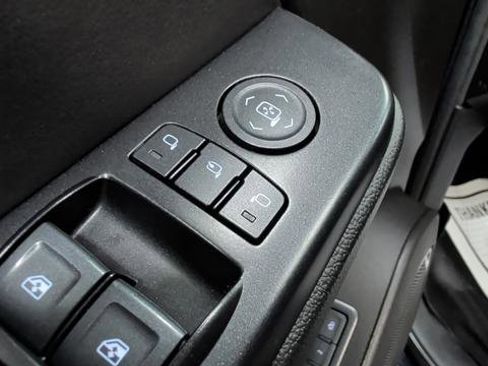 Used 2019 GMC Yukon Denali w/ Denali Ultimate Package AWD/4WD image 27