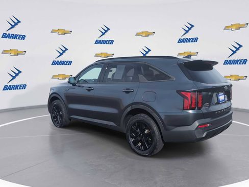 Used 2021 Kia Sorento S w/ Panoramic Sunroof Package image 6