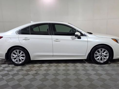 Used 2017 Subaru Legacy 2.5i Premium image 8