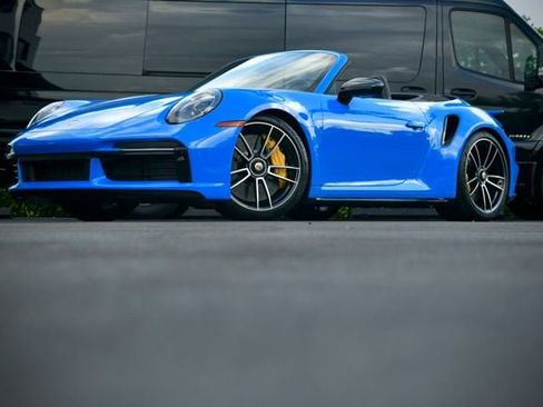 Used 2022 Porsche 911 Turbo S image 31