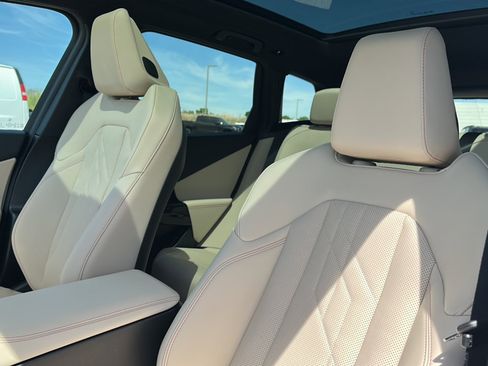 New 2026 BMW X3 xDrive30 w/ Premium Package image 11