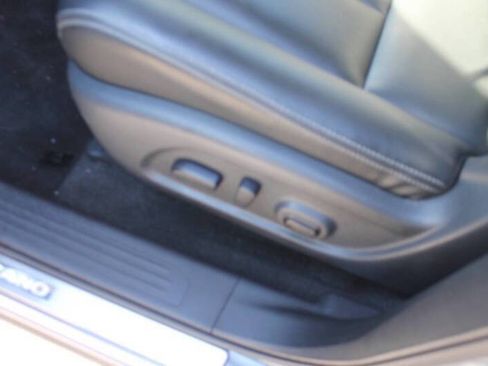 Used 2024 Nissan Murano SV w/ SV Midnight Edition Package image 19