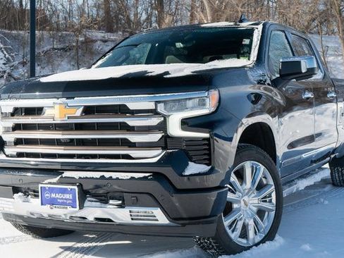 Used 2022 Chevrolet Silverado 1500 High Country w/ High Country Premium Package image 1