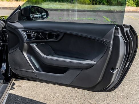 Used 2018 Jaguar F-TYPE R AWD/4WD image 15