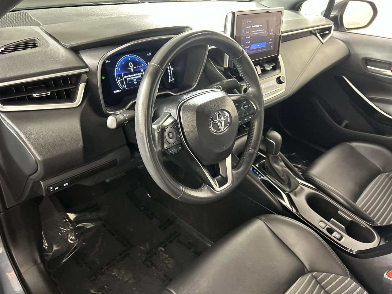 Used 2024 Toyota Corolla XSE FWD image 13