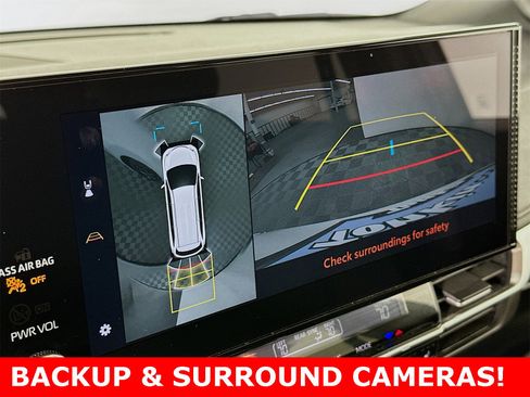 Certified 2025 Toyota Sienna Platinum image 18