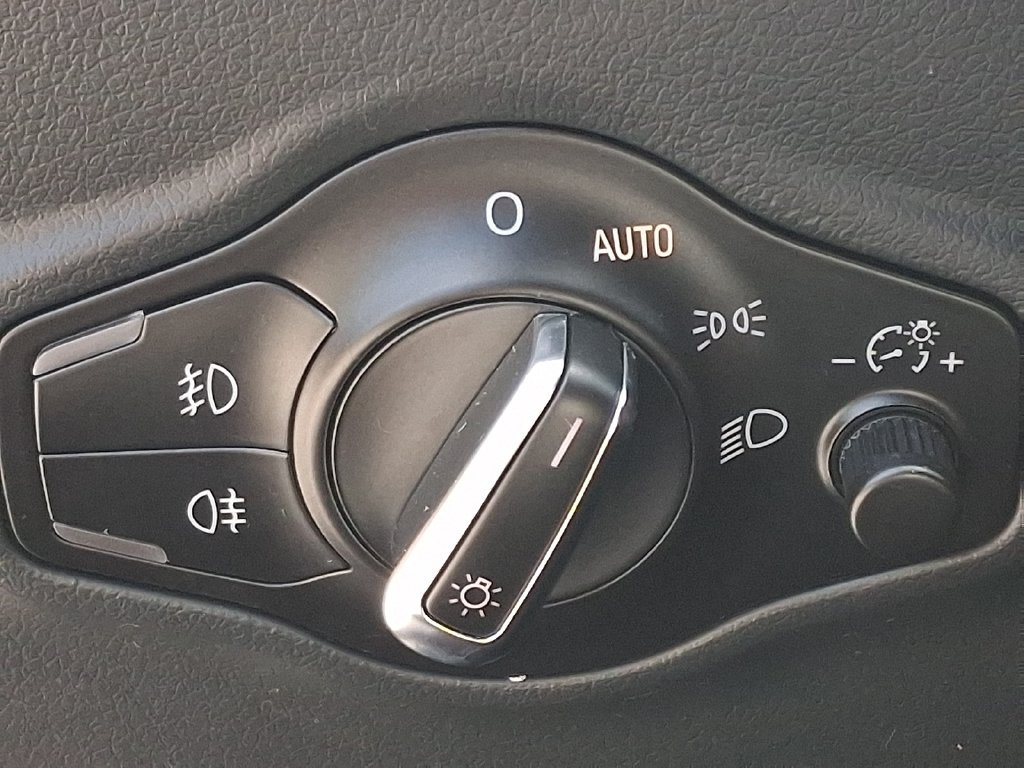 Used 2014 Audi SQ5 Premium Plus AWD/4WD image 26
