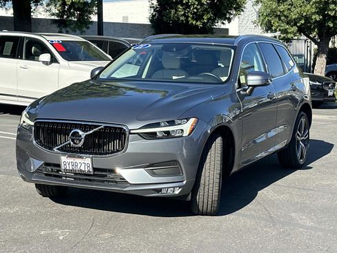 Certified 2021 Volvo XC60 T5 Momentum w/ Premium Package image 8