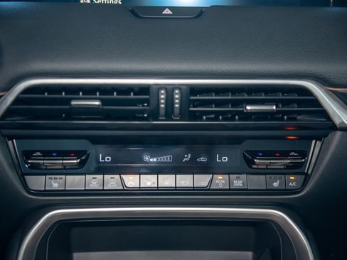 Used 2025 MAZDA CX-90 3.3 Turbo w/ Premium Sport Pkg image 19