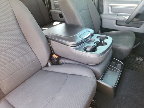 Used 2019 RAM 1500 Classic Warlock w/ Electronics Group AWD/4WD image 16