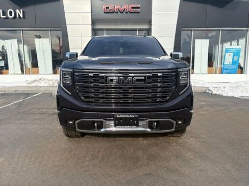 Used 2024 GMC Sierra 1500 Denali Ultimate image 8