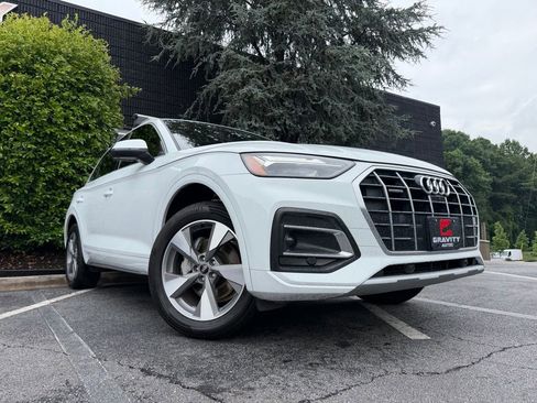 Used 2022 Audi Q5 2.0T Premium Plus w/ Premium Plus Package AWD/4WD image 8