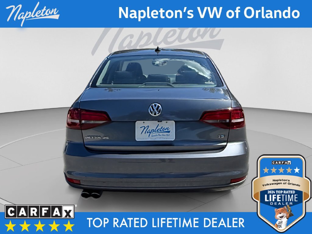 Used 2016 Volkswagen Jetta SE FWD image 4