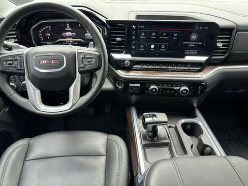 Used 2024 GMC Sierra 1500 Elevation w/ Elevation Premium Package AWD/4WD image 19