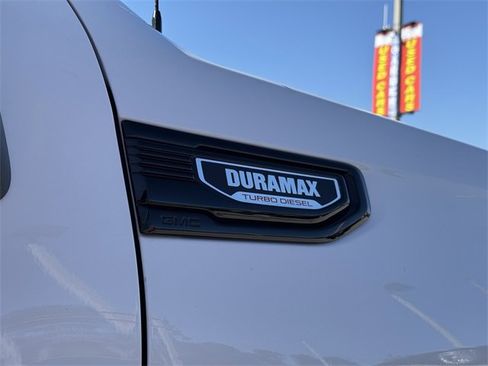 Used 2023 GMC Sierra 1500 Elevation image 12