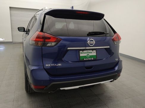 Used 2020 Nissan Rogue SV image 6