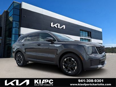 Used 2025 Kia Sorento S w/ Panoramic Sunroof Package