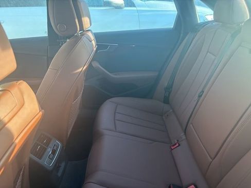 Used 2024 Audi A4 2.0T Premium w/ Convenience Package image 9