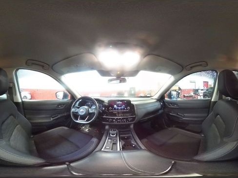 Used 2025 Nissan Pathfinder SV image 42