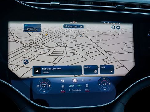 Used 2022 Mercedes-Benz EQS 580 4MATIC Sedan image 11