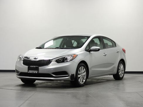 Used 2014 Kia Forte LX w/ Popular Package FWD image 8
