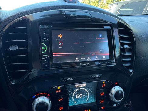 Used 2013 Nissan Juke SV w/ Midnight Edition FWD image 25