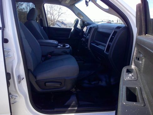 Used 2018 RAM 5500 Tradesman w/ Ambulance Prep Group image 19