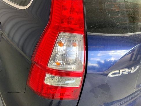 Used 2010 Honda CR-V LX image 11