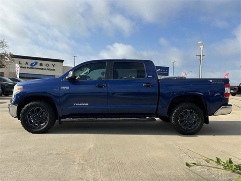 Used 2014 Toyota Tundra SR5 image 2