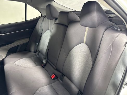 Used 2023 Toyota Camry LE image 18