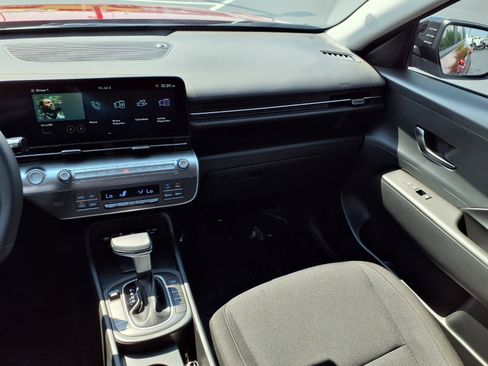 Used 2026 Hyundai Kona SEL Sport FWD image 3