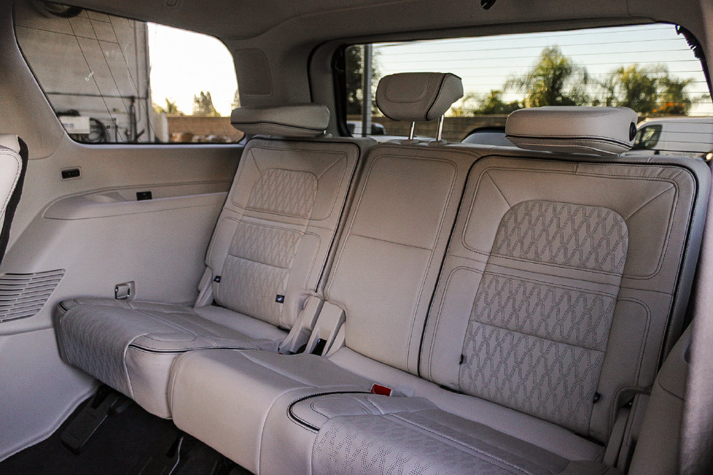 Used 2024 Lincoln Navigator Black Label AWD/4WD image 20