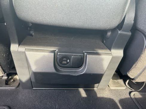 Used 2023 Ford F150 XLT AWD/4WD image 10