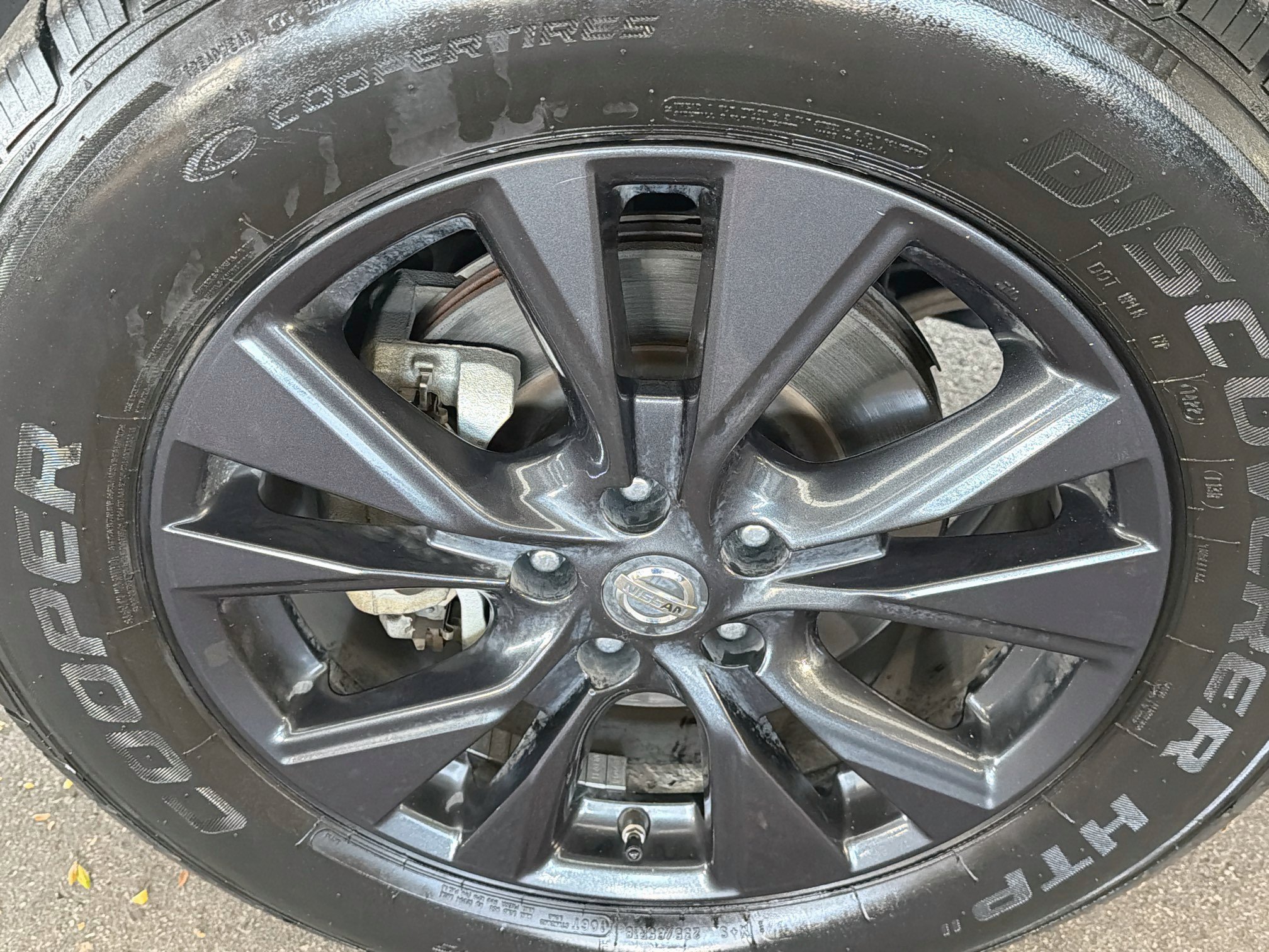 Used 2018 Nissan Murano SV w/ Premium Package AWD/4WD image 11
