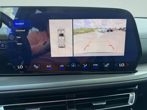 New 2026 Chevrolet Traverse LT w/ Midnight/Sport Edition image 52