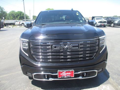 Used 2025 GMC Sierra 1500 Denali Ultimate AWD/4WD image 13