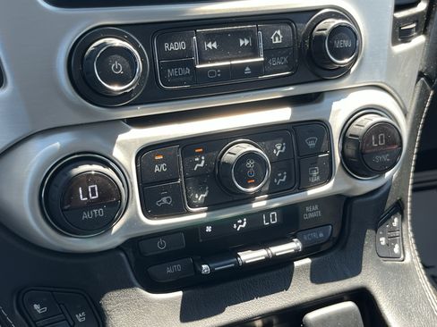 Used 2015 GMC Yukon SLT w/ Open Road Package AWD/4WD image 37