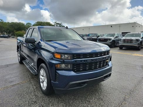 Used 2020 Chevrolet Silverado 1500 Custom w/ Custom Value Package image 18