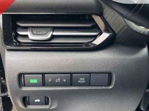 Certified 2023 Nissan Sentra SR w/ Trunk Package FWD image 29