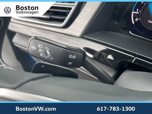 New 2025 Volkswagen Atlas Cross Sport SE image 19